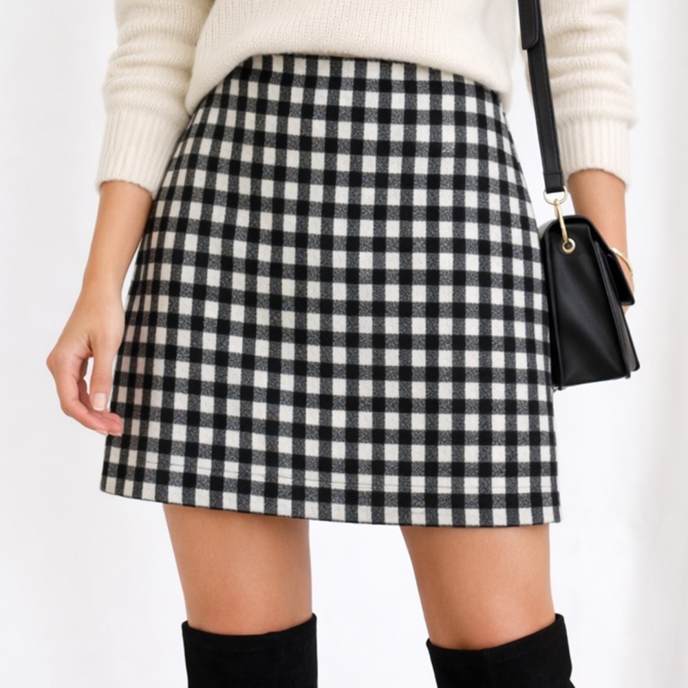 Talbots Petite Wool-blend Black & White Checkered Mini Skirt Sz. 10P